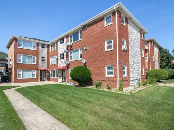 6952 W 65th St APT 1A, Chicago, IL 60638
