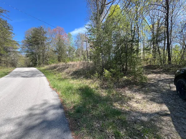 1301 Minor Rd, West Liberty, KY 41472