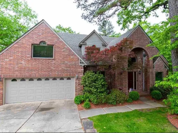 12 Levant Dr, Little Rock, AR 72212