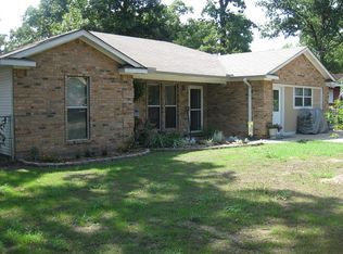 922 Holiday Dr, Tool, TX 75143