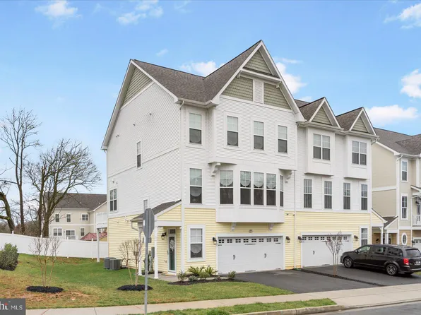521 Bond Ave, Reisterstown, MD 21136