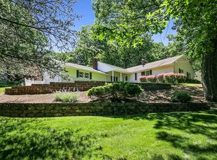 2 Outlook Way, Springfield, NJ 07081