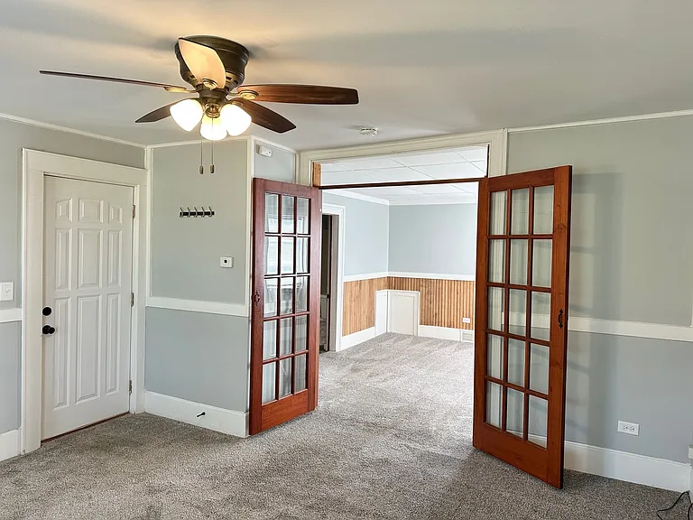 326 Railroad St #2 — Photo 4