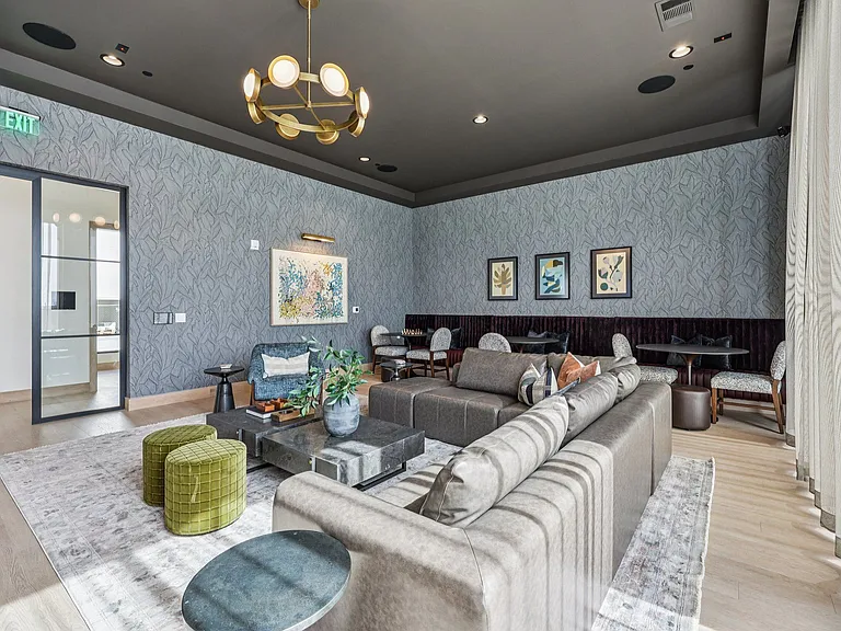 Crestview Townhomes — Photo 20