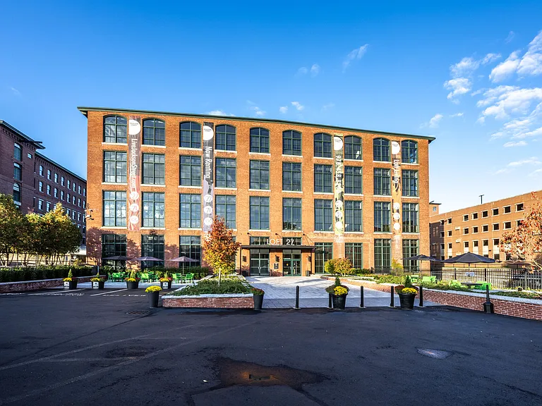 Jackson Street Lofts — Photo 39