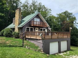 70336 Barton Rd, Saint Clairsville, OH 43950