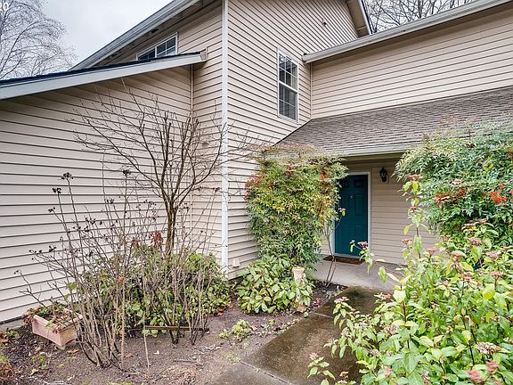 2nd image of 4701 NE 77th Ave APT 27G