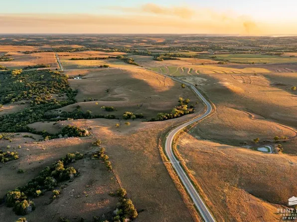 0 Hi View Dr, Manhattan, KS 66503