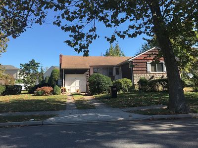 33 Janet Pl, Valley Stream, NY, 11581