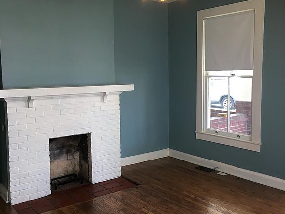 Living room.