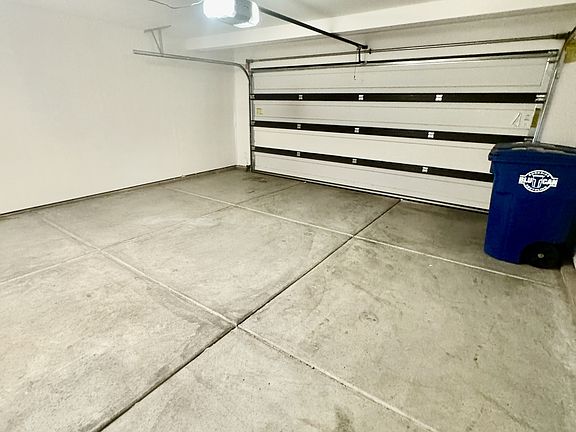 3rd image of 3104 S Relic Ridge Dr