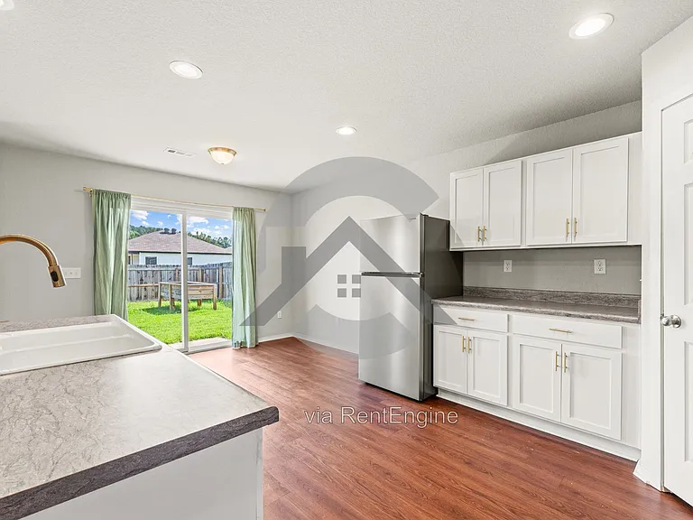 10220 Brandi Kay Dr — Photo 6