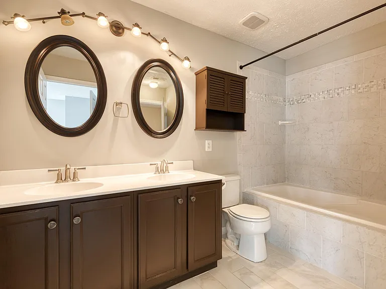 490 Crestridge Way — Photo 17