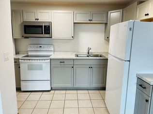 710 Whitman St #102, Belvidere, IL 61008