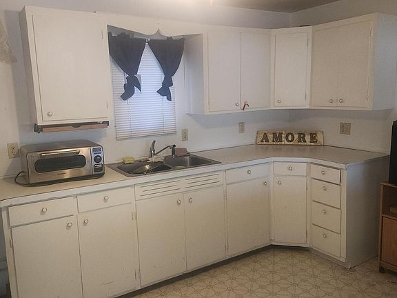 2nd image of 110 3rd St S