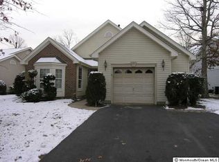111 Driftwood Dr, Bayville, NJ 08721