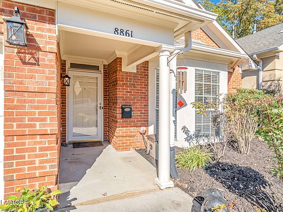 2nd image of 8861 Lennox View Way