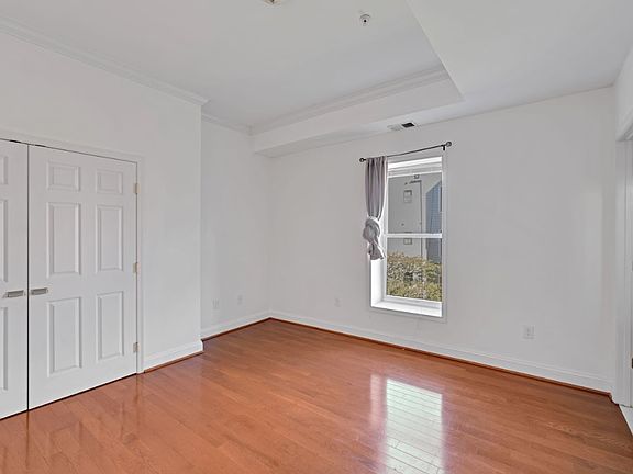 5th image of 1337 Girard St NW APT 3