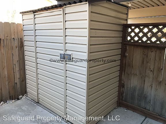 3rd image of 1907 W Homestead Farms Ln
