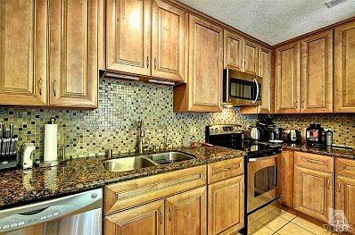 5th image of 2230 Dawn Ct