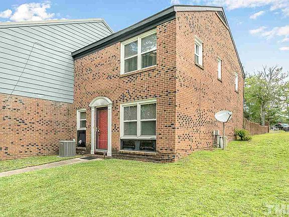 3rd image of 2102 Constitution Dr #0