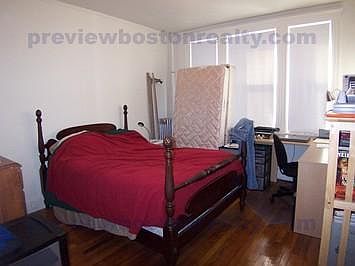 3rd image of 1630 Commonwealth Ave #Gc9