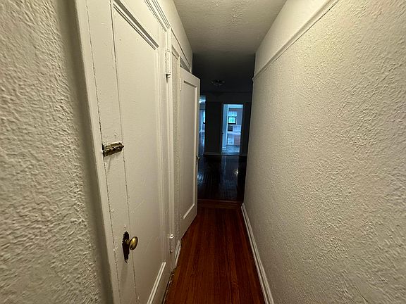 3rd image of 2733 Netherland Ave #3M