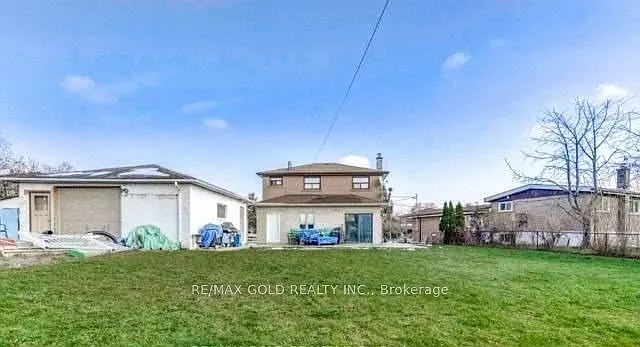 6 Monaco Ct — Photo 30