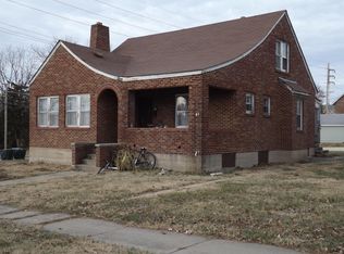712 W 11th St, Rolla, MO 65401