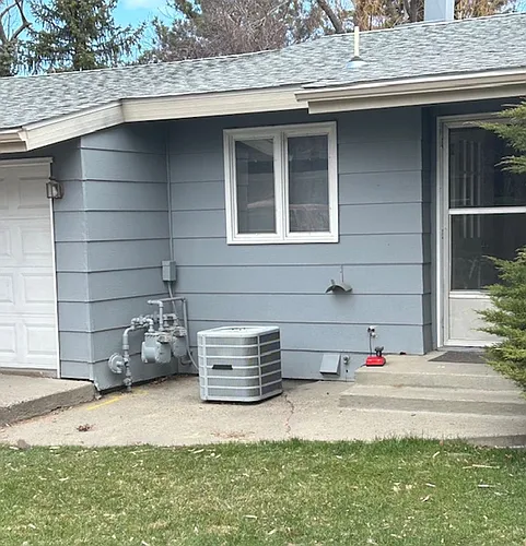 1331 Clark Ave Photo 1