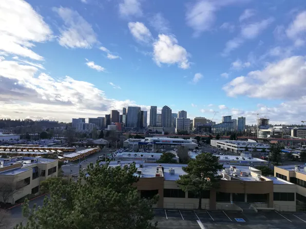 701 122nd Ave NE, Bellevue, WA