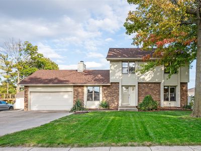 227 S Hickory Blvd, Pleasant Hill, IA, 50327