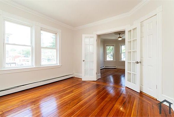 1st image of 317 Wood Ave #2