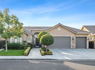 6805 N Rosalia Ave, Fresno, CA