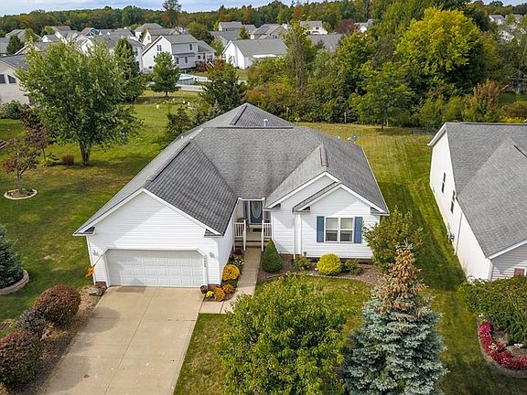 3rd image of 15408 Royal Oak Dr