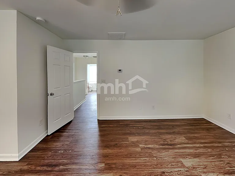 15718 Lakepoint Forest Dr — Photo 10