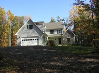 3050 Windswept Ln, Marshall, VA 20115
