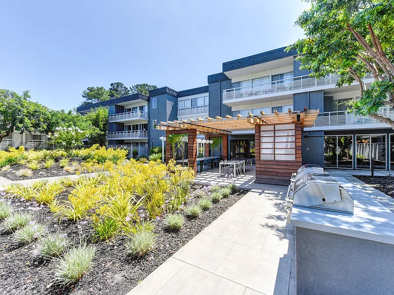Citra Apartments — Photo 16