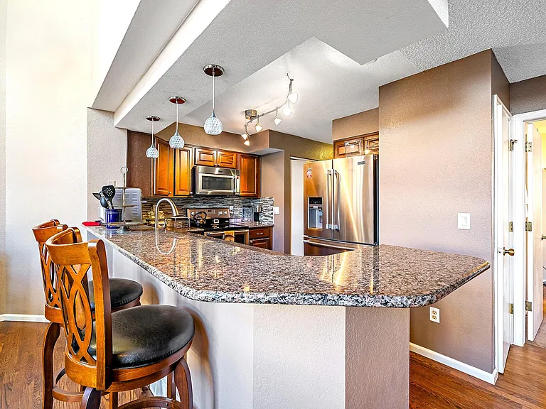 5861 W Atlantic Pl — Photo 9