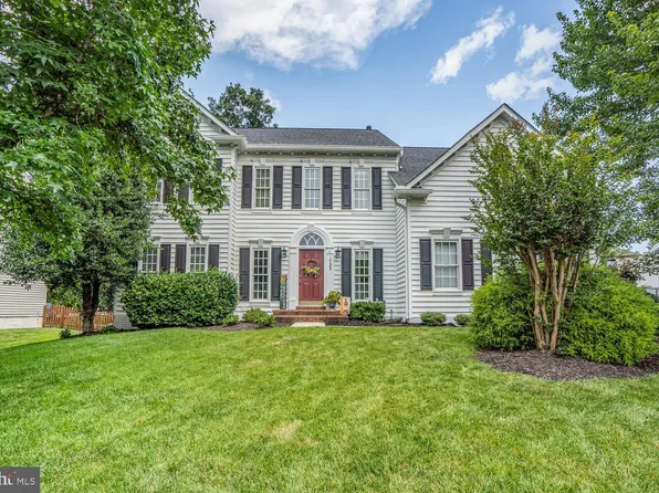 12689 Arthur Graves Jr Ct, Bristow, VA 20136