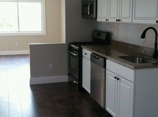 293 Van Nostrand Ave APT 2R, Jersey City, NJ 07305