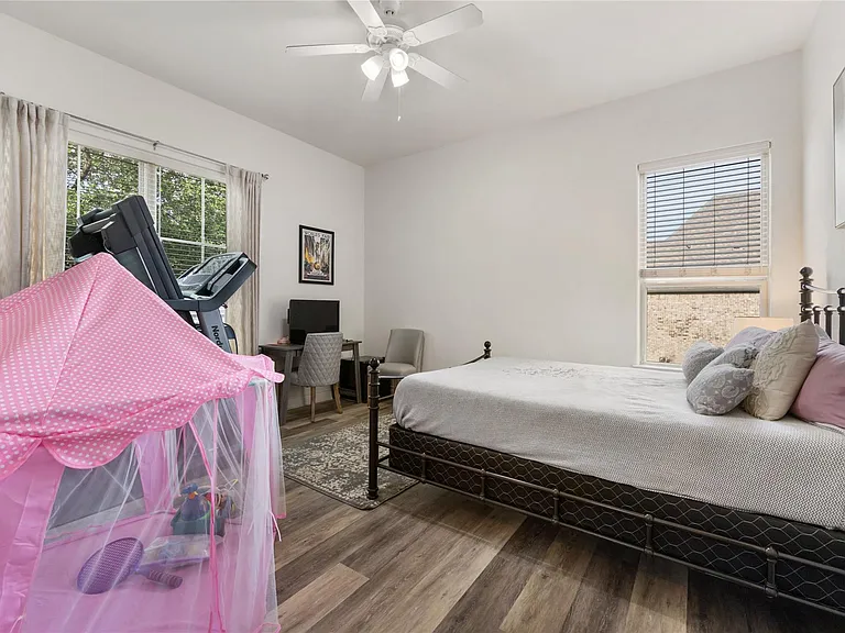 415 Bitterroot Ln — Photo 23