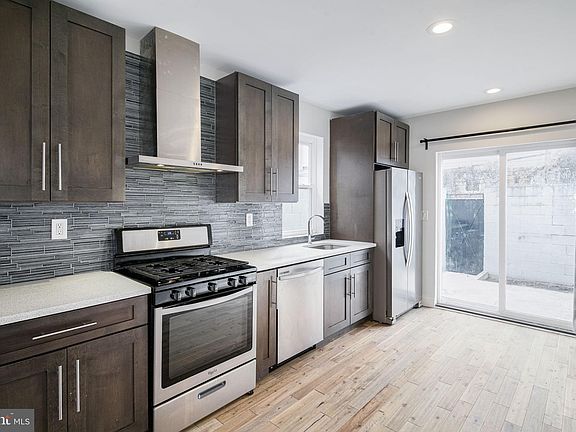 3rd image of 2028 E Firth St