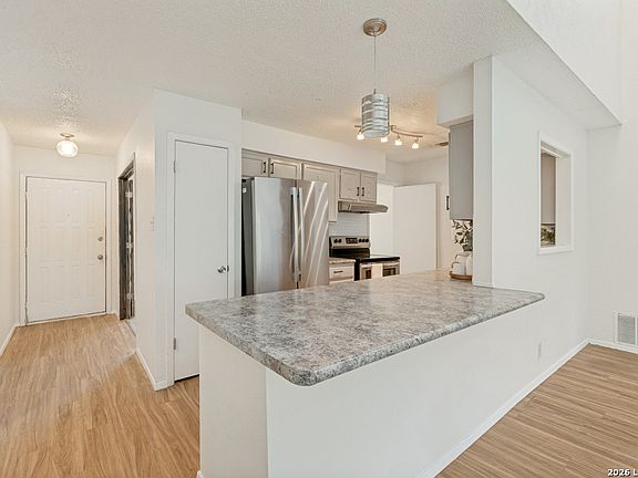 5th image of 3513 Cliffside Drive
