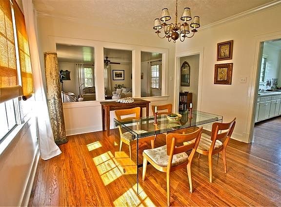 dining room off kitchen