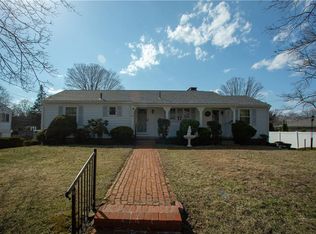 43 Ralls Dr, Cranston, RI 02920