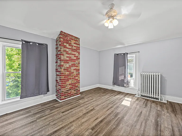 374 Park Ave #2 — Photo 7