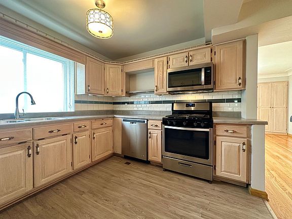 2nd image of 6940 Jamieson Ave #1S