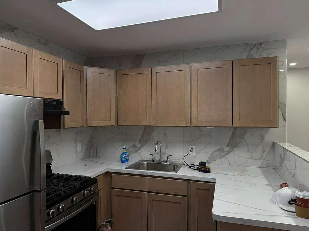 3 bed, 796 sqft, $2,650 — Photo 3