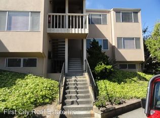 241 Laurel Ave APT 3, Pacific Grove, CA 93950